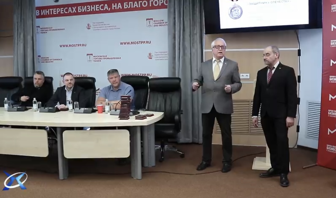 Медаль «Защитнику Отечества» была вручена в Москве героям и деятелям культуры