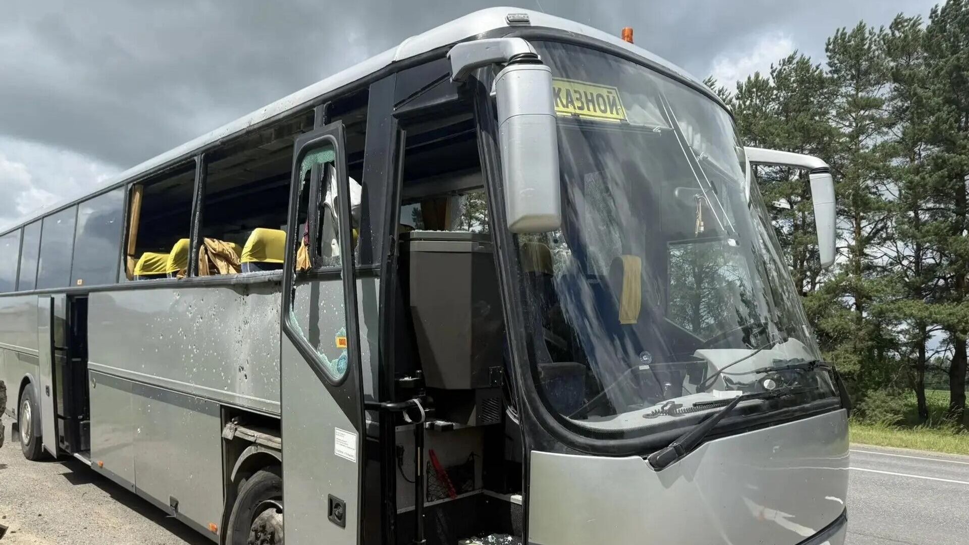 Белорусские врачи выписали тренера, раненого при обстреле автобуса ВСУ