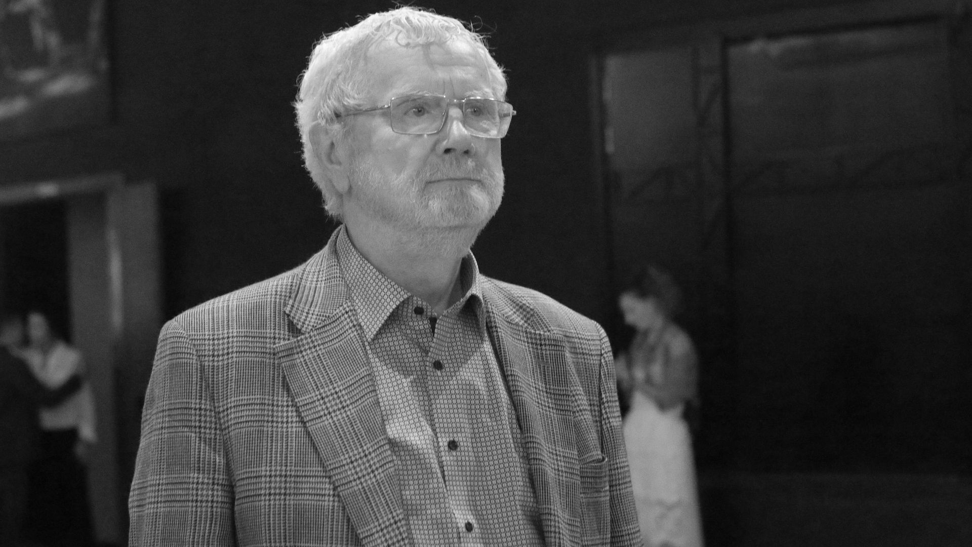 Збруев поделился историей о своей помощи Смирнову при поступлении в театральное училище