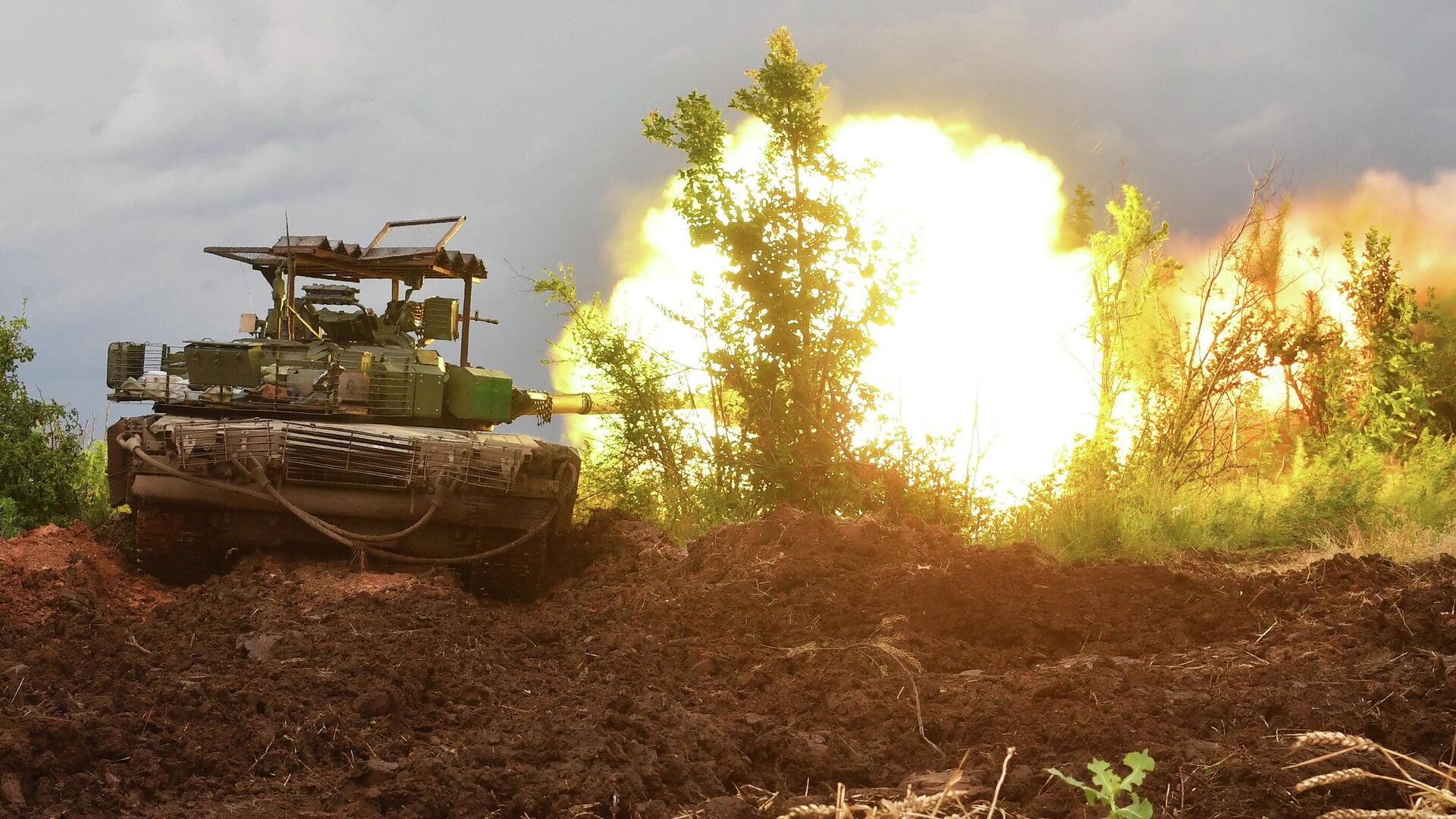 Более 55 украинских военных уничтожено в зоне ответственности «Днепра» за сутки
