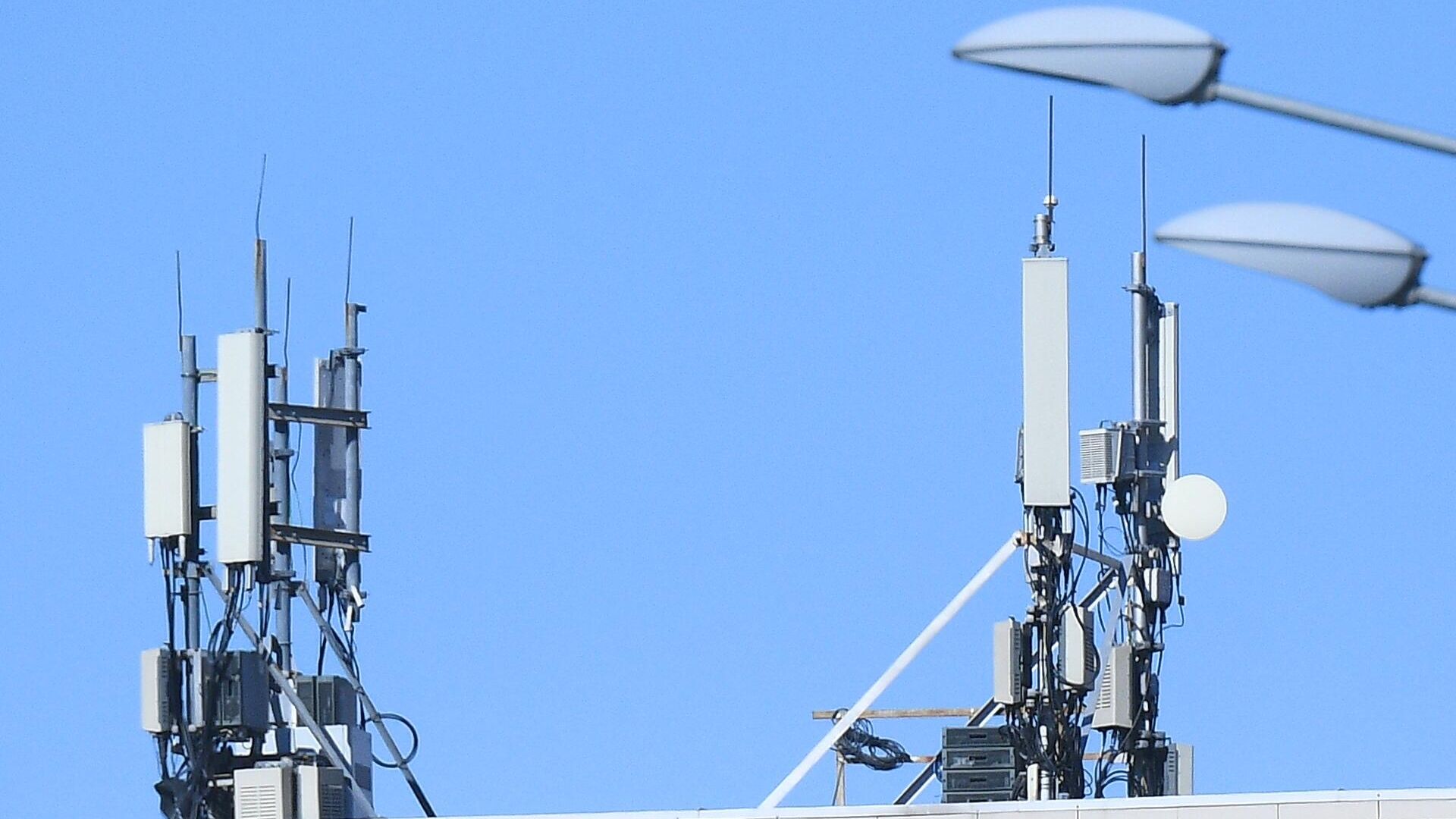 Минцифры объявило о подготовке «большой четверки» к внедрению 5G