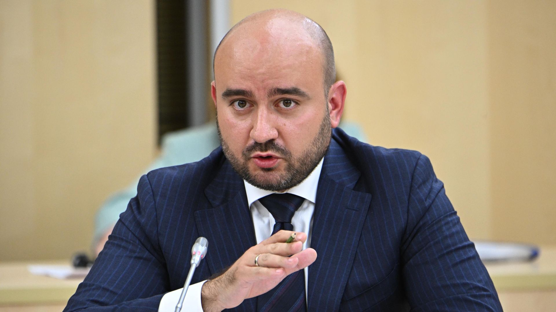 Вячеслав Федорищев призвал депутатов Самары к последовательной работе