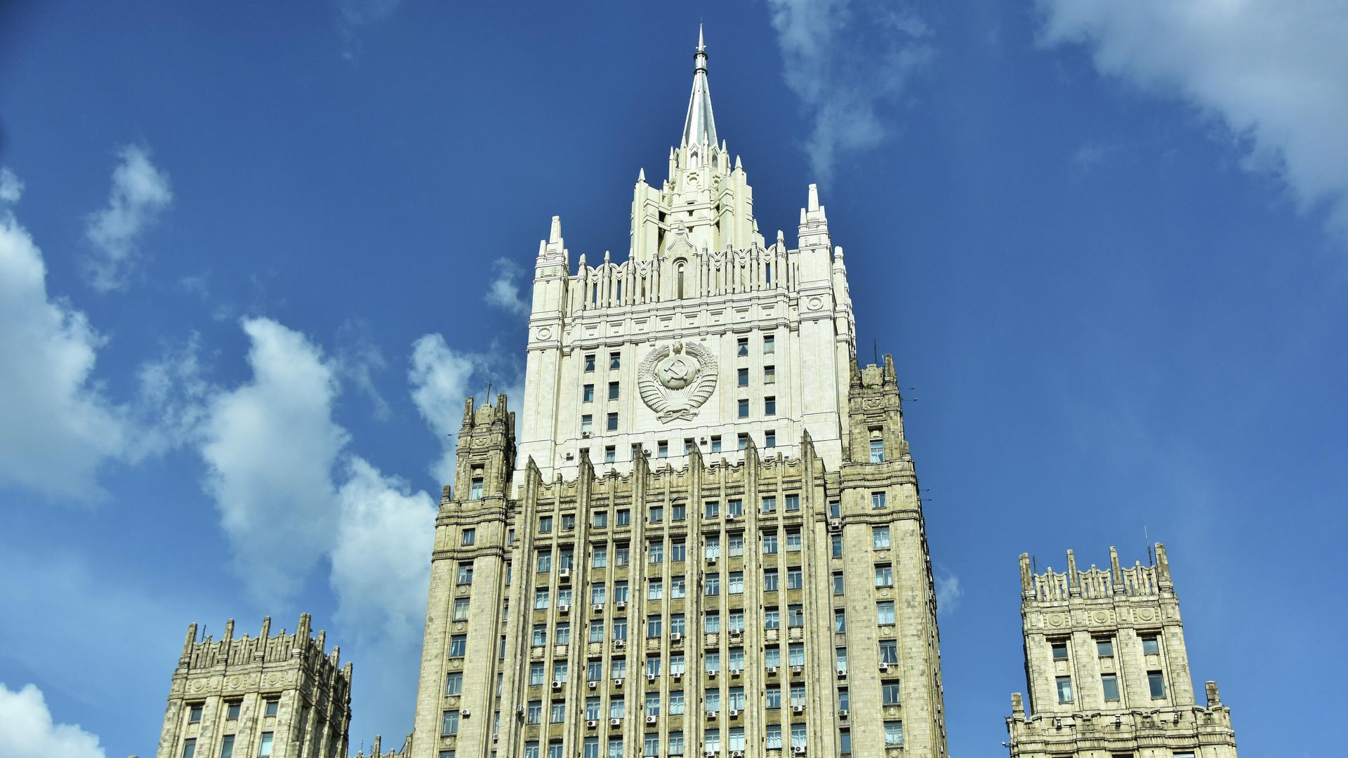 МИД: Баку и Ереван согласуют место следующей встречи министров иностранных дел в формате «3+3»